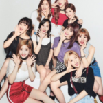TWICEドームツアーライブビューイングでのグッズとペンラ情報